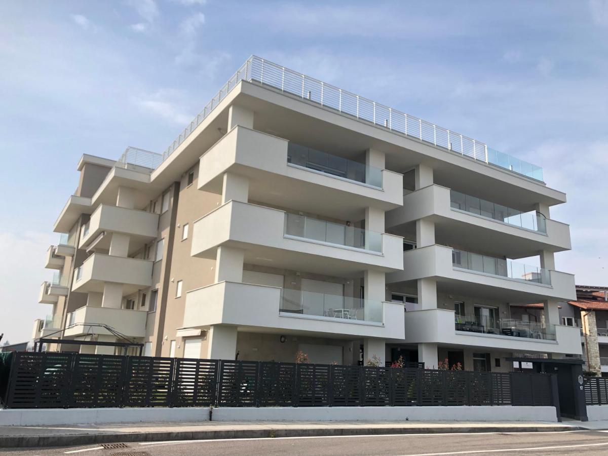 Opalia Residence - Stella Garda Lake Lifestyle เปสเคียรา เดล การ์ดา ภายนอก รูปภาพ